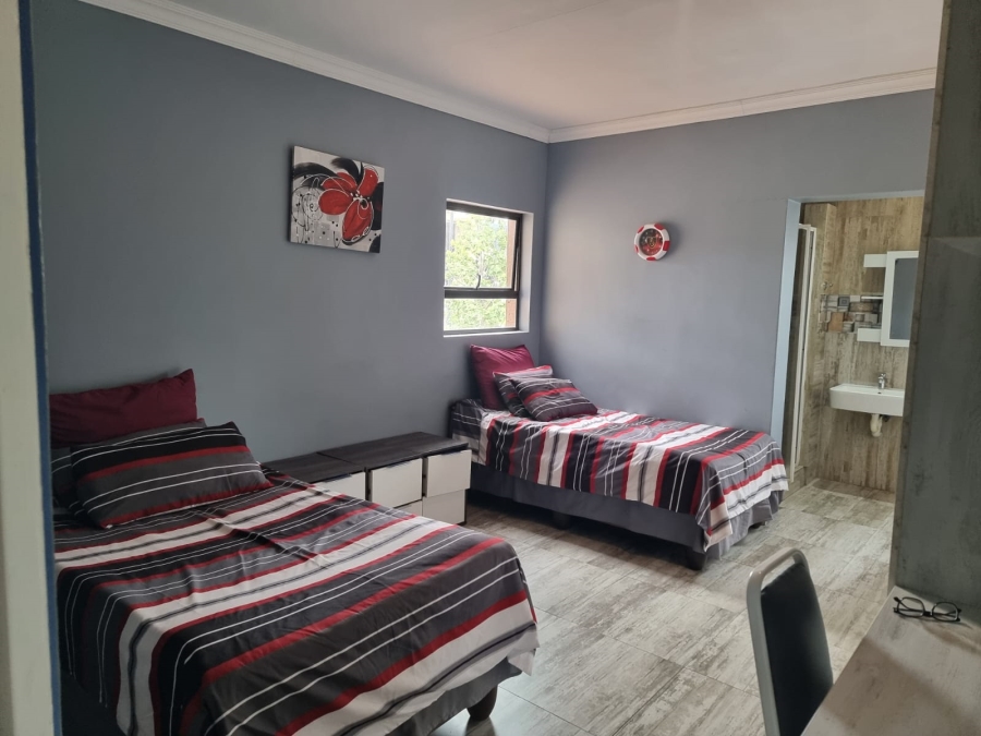 5 Bedroom Property for Sale in Cashan North West